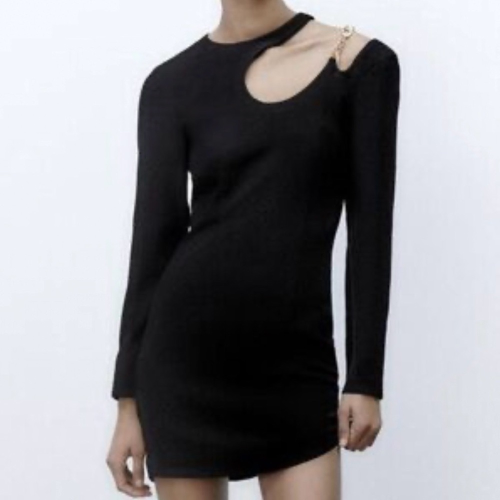 Zara Elegant Black Garment